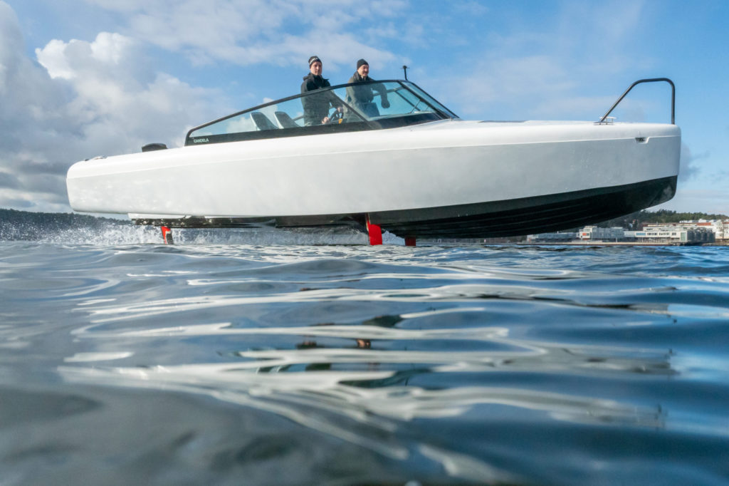 Candela P-12 - The Fastest Commuting Vessel