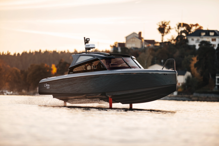 Candela C 8 Electric Hydrofoil Boatr in Foiling mode