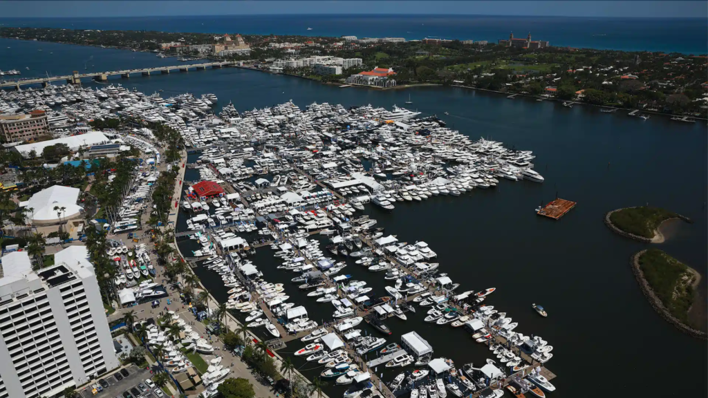 Palm Beach International Boat Show Candela